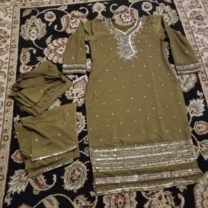 Indian Pakistani dress salwar Kameez Patiala